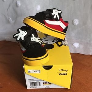 Infant Vans x Disney